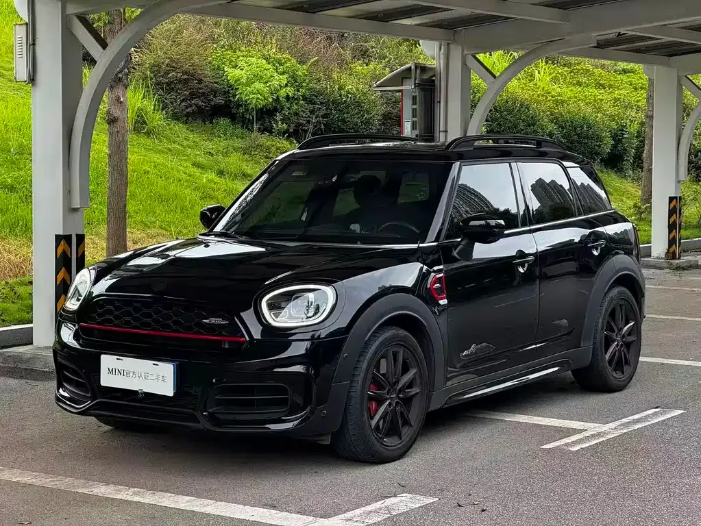 MINI Countryman JCW — фото 1