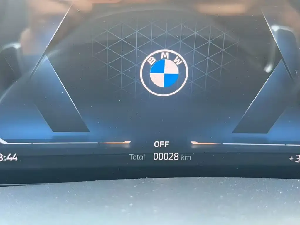 BMW X5 — фото 2