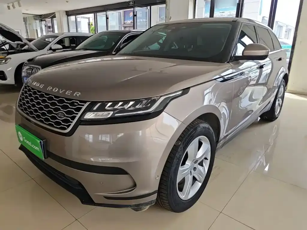 Land Rover Velar — фото 1
