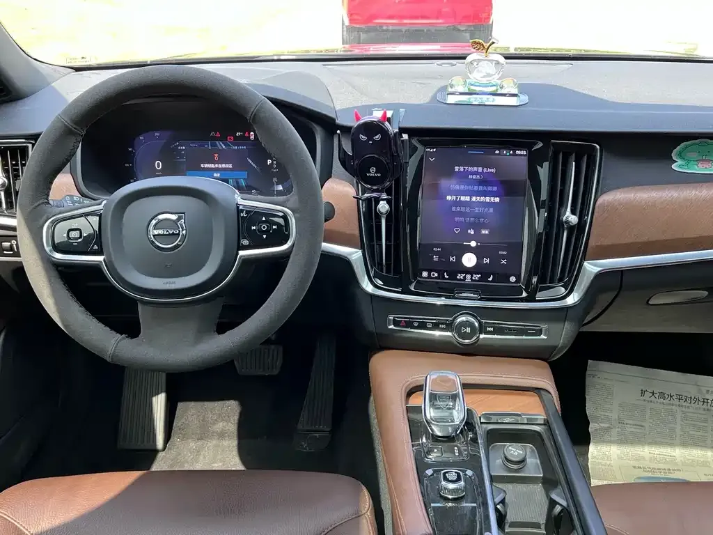 Volvo S90 — фото 3