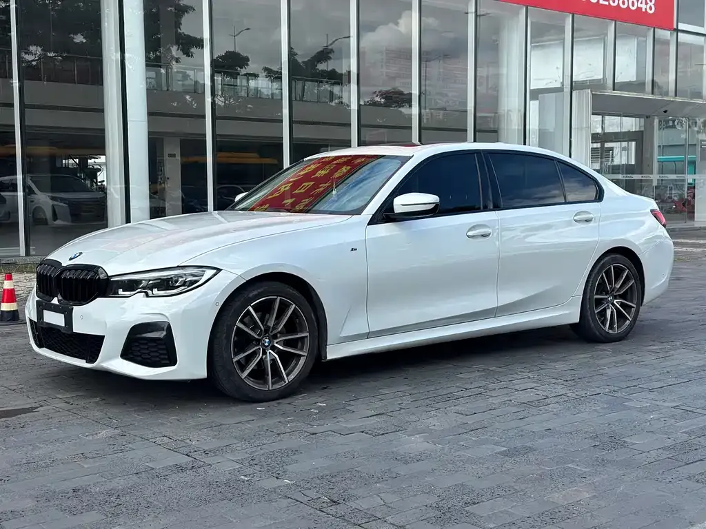 BMW 3 Series — фото 1