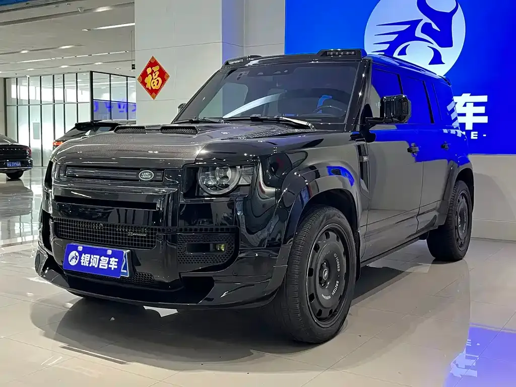 Land Rover Defender — фото 1