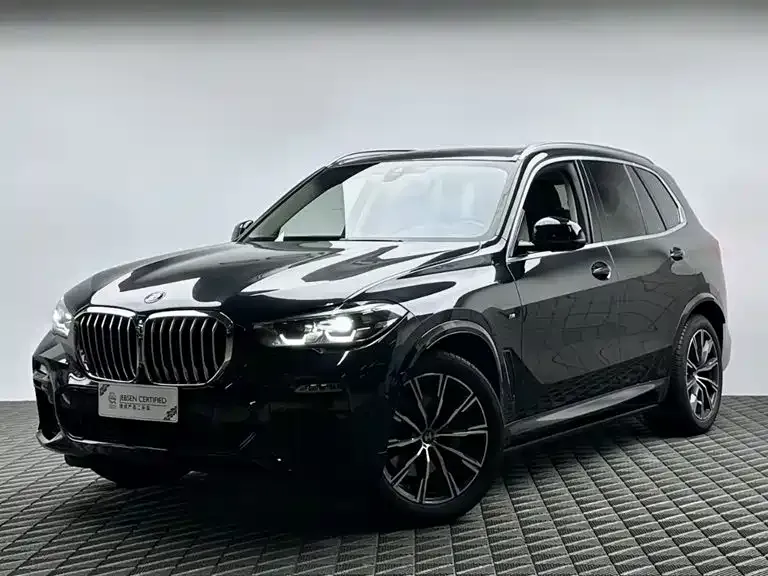BMW X5 (Import) — фото 1