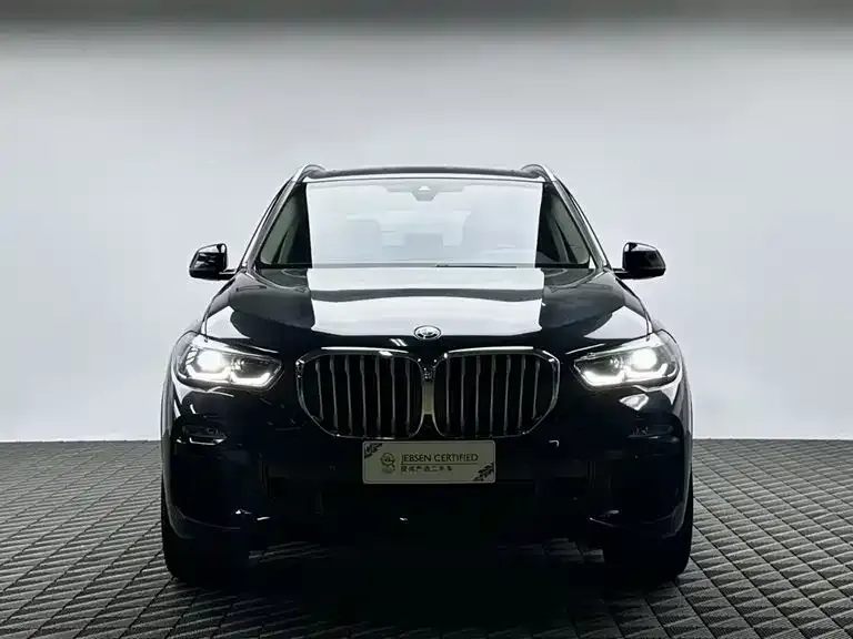 BMW X5 (Import) — фото 4