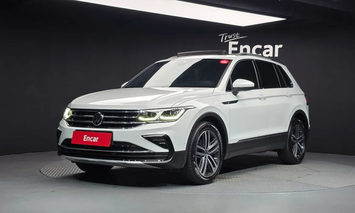 Volkswagen Tiguan — фото 1