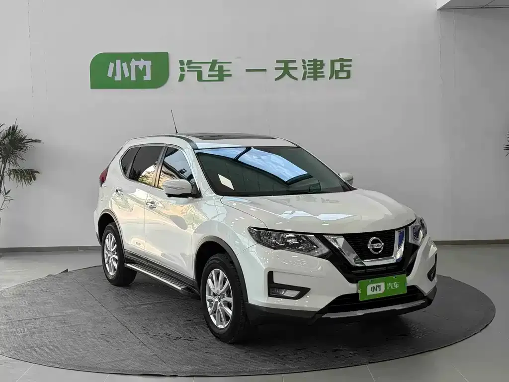 Nissan X-Trail — фото 8