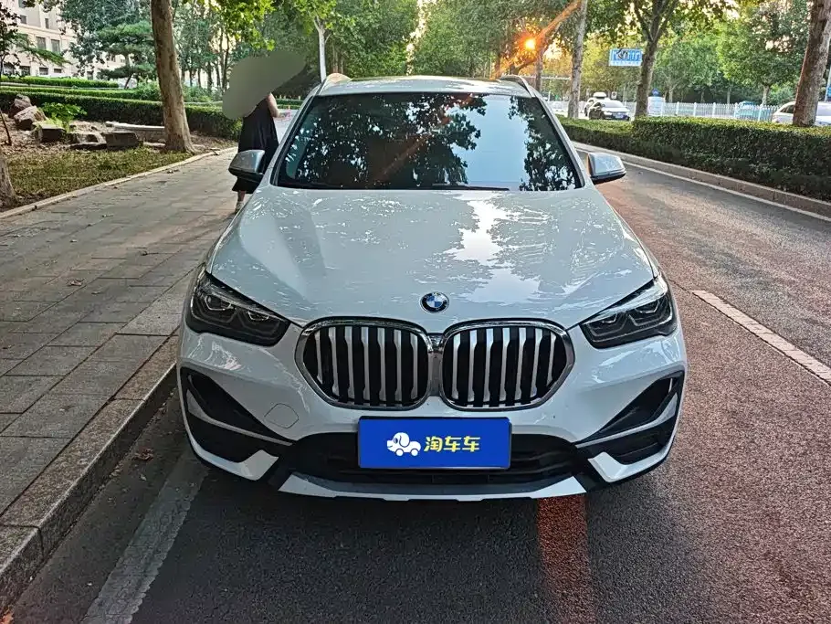 BMW X1 — фото 10