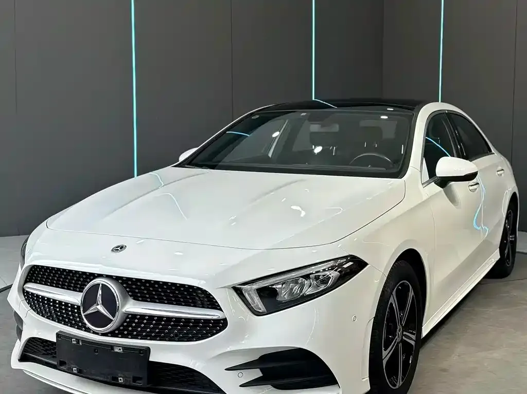 Mercedes-Benz A-Class — фото 1
