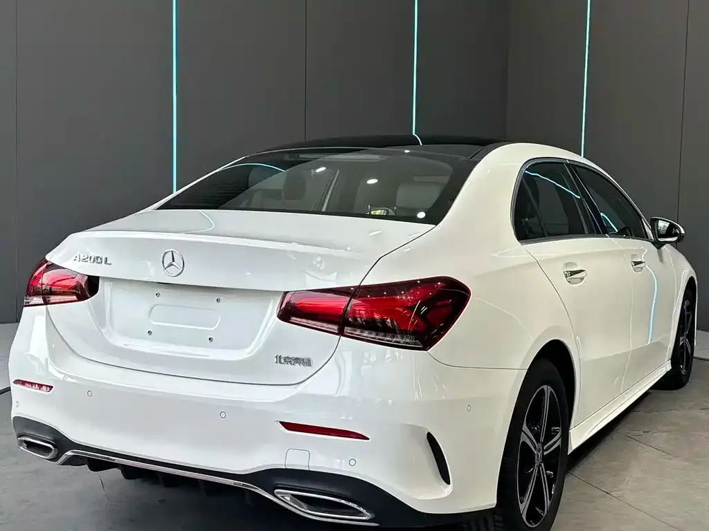 Mercedes-Benz A-Class — фото 6