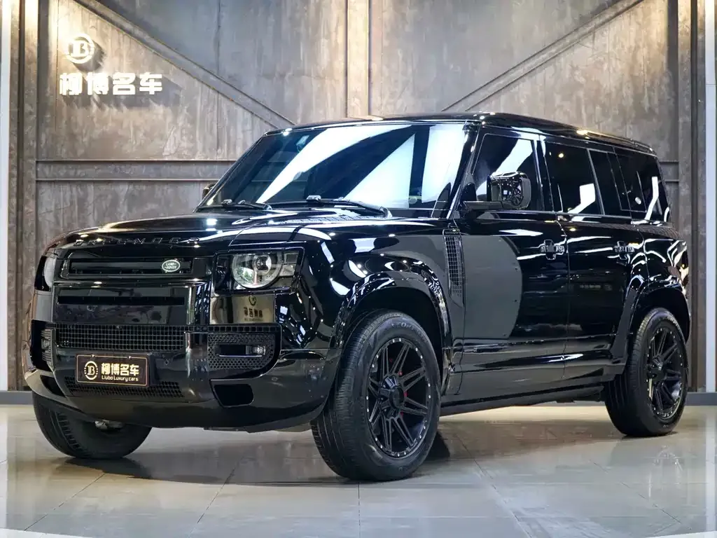 Land Rover Defender — фото 1