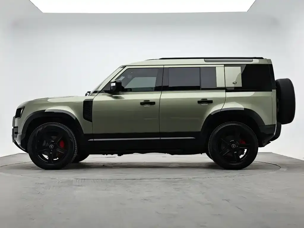 Land Rover Defender — фото 7