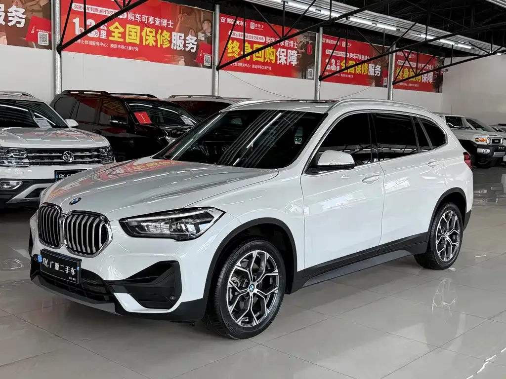 BMW X1 — фото 1