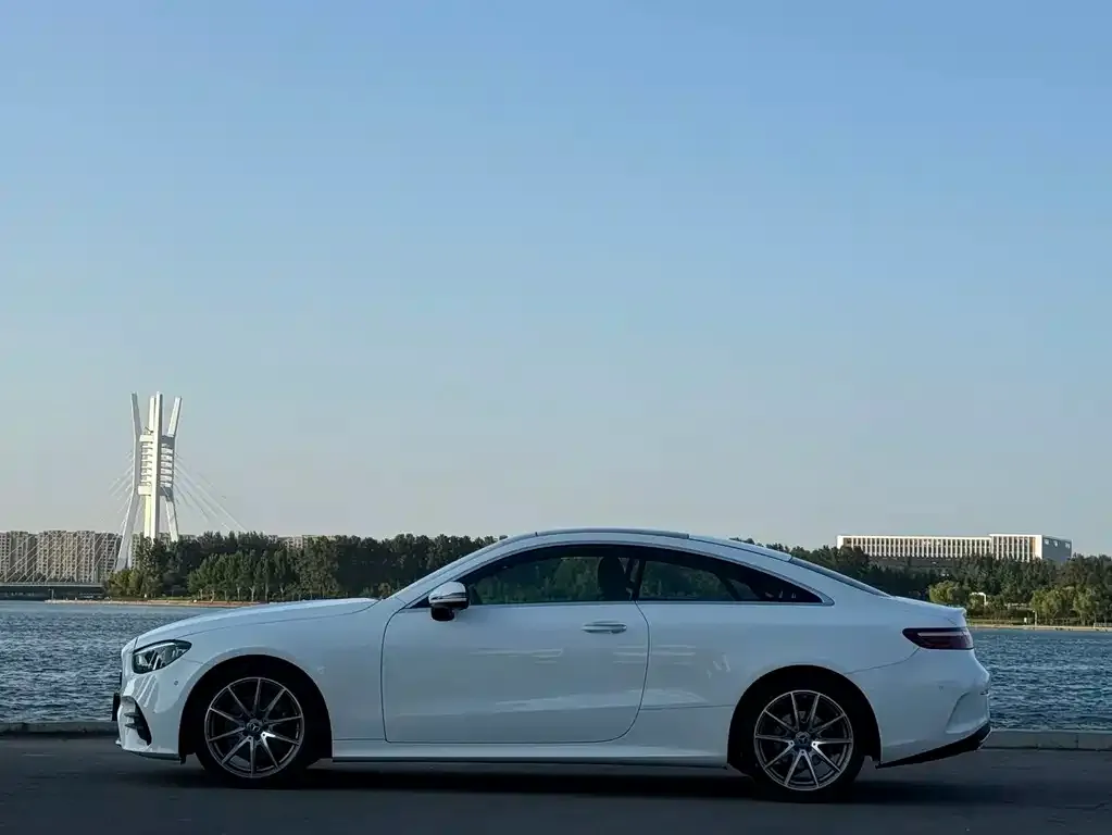 Mercedes-Benz E-Class (Import) — фото 5