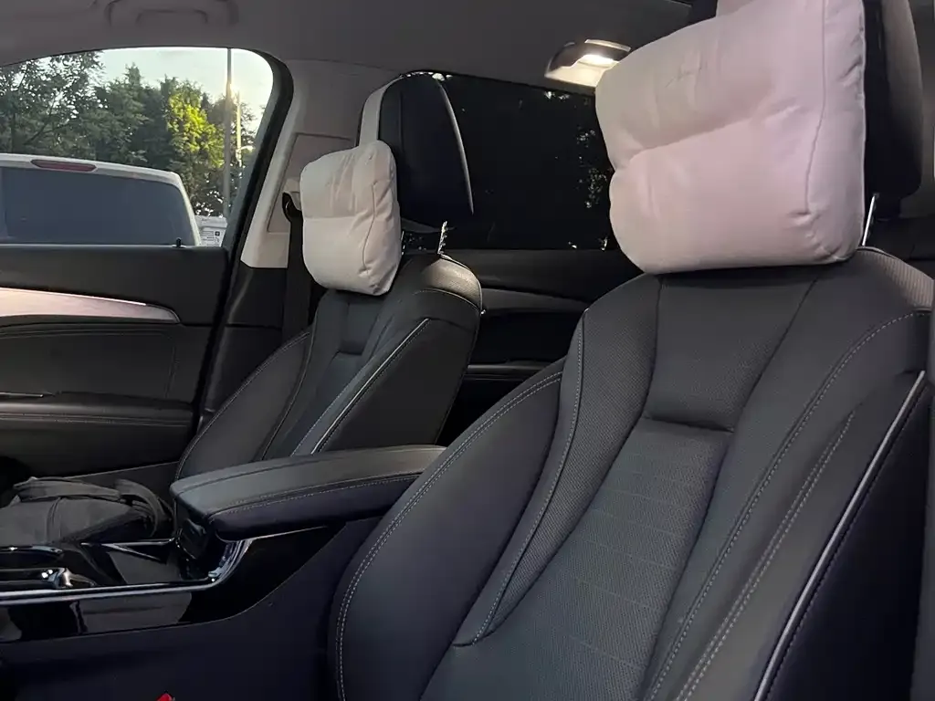 Buick Envision Plus — фото 4