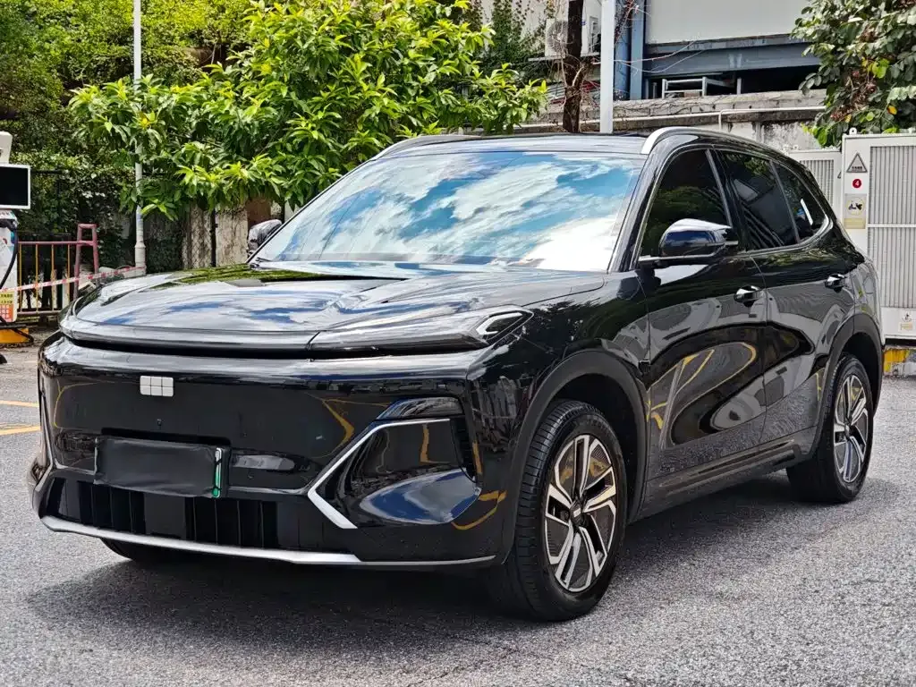 Geely Galaxy Xingjian 7 — фото 1