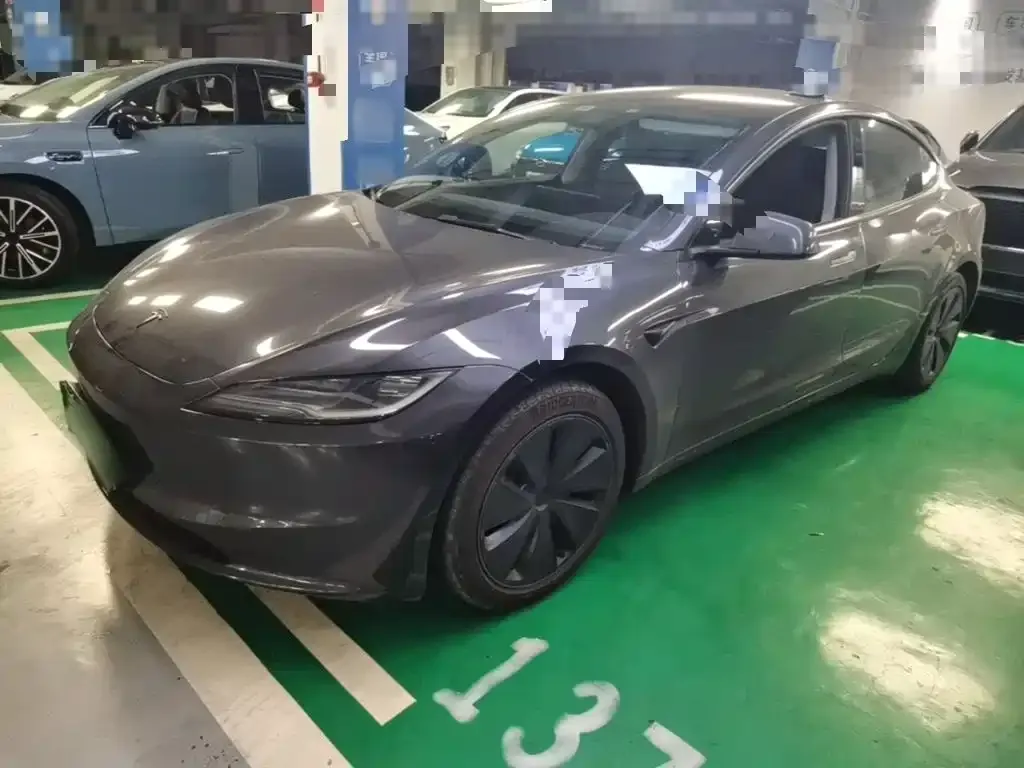 Tesla Model 3 — фото 6