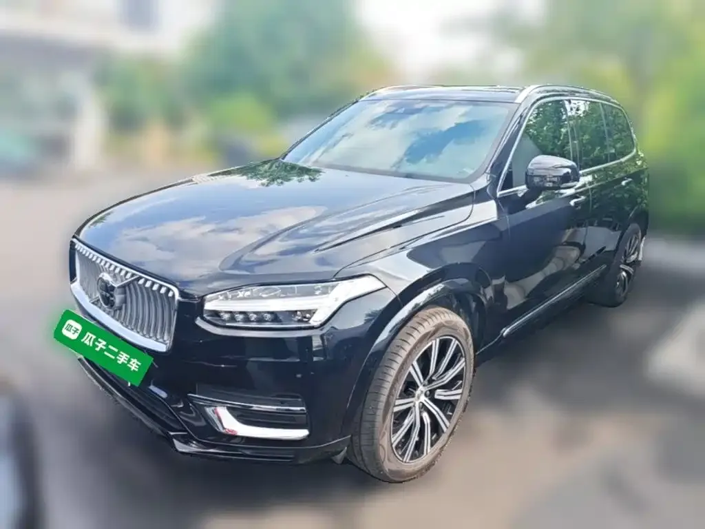 Volvo XC90 — фото 1