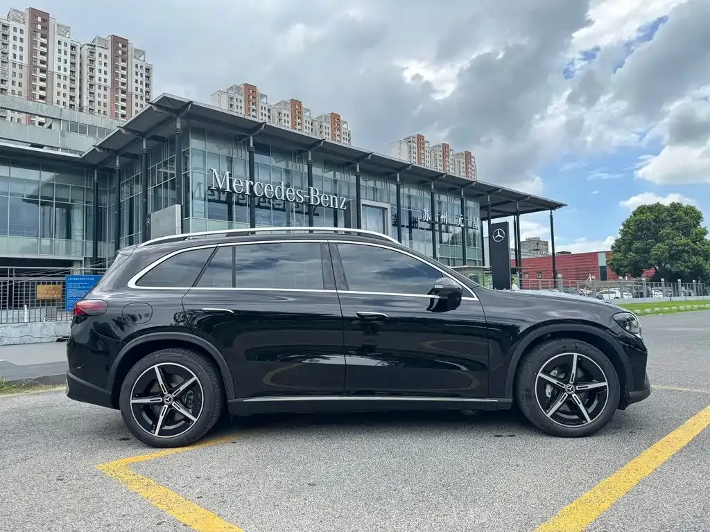 Mercedes-Benz GLC New Energy — фото 9