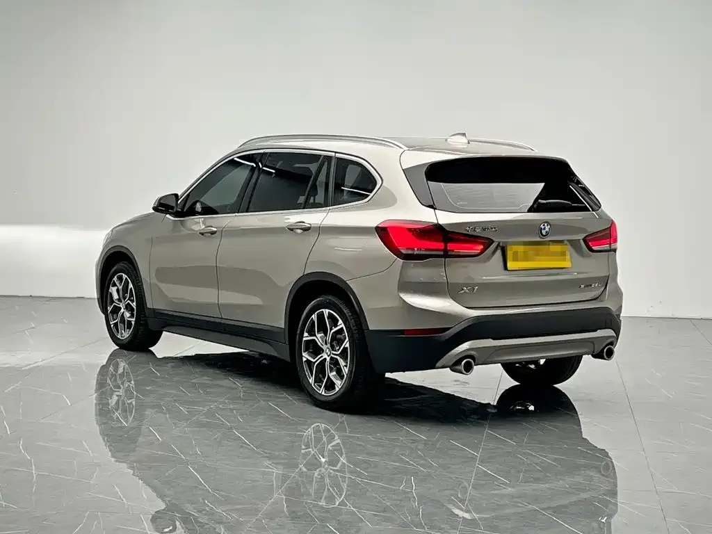 BMW X1 — фото 4