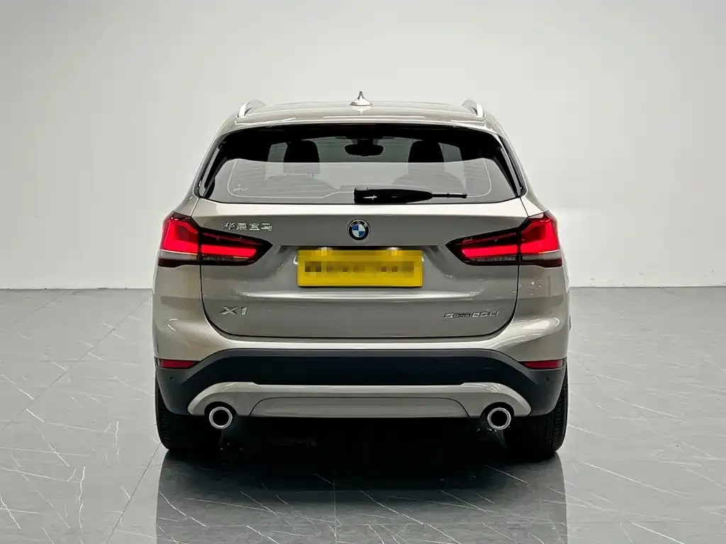 BMW X1 — фото 2