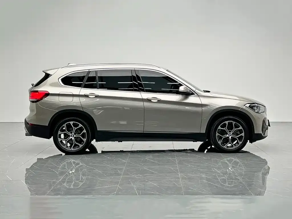 BMW X1 — фото 6