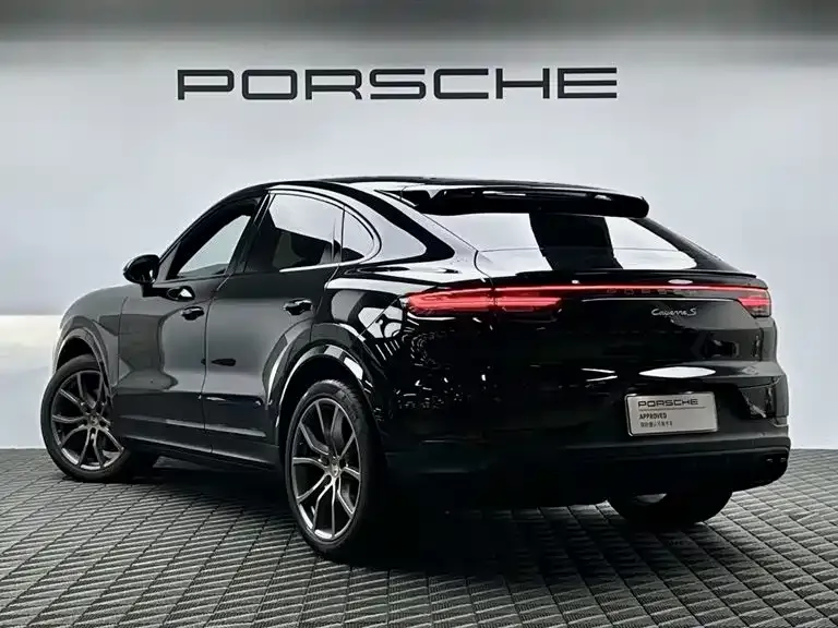 Porsche Cayenne — фото 3