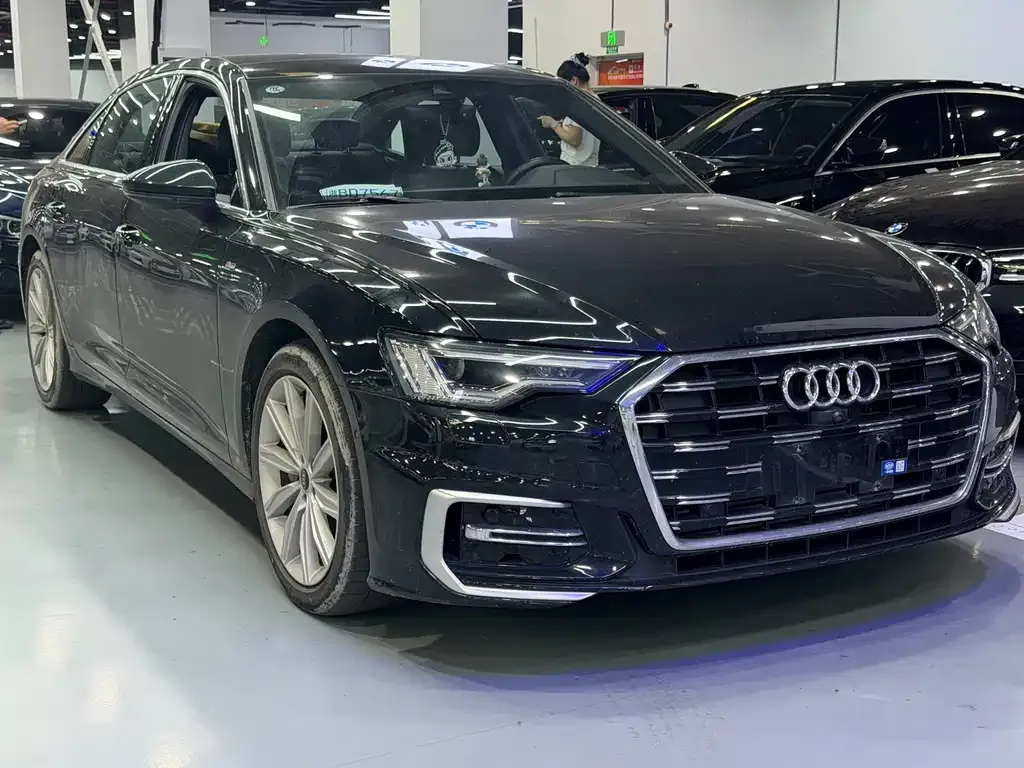 Audi A6L — фото 4