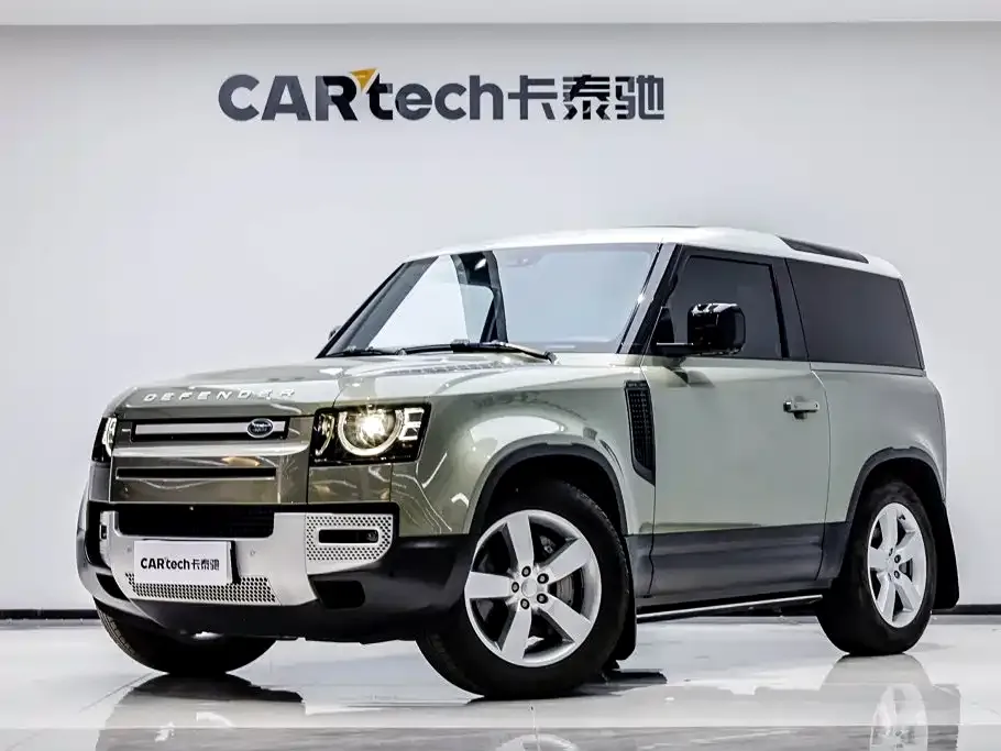 Land Rover Defender — фото 1