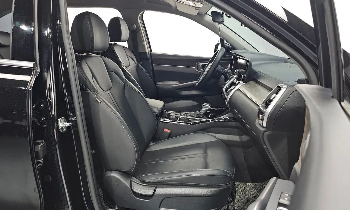 Kia Sorento — фото 10