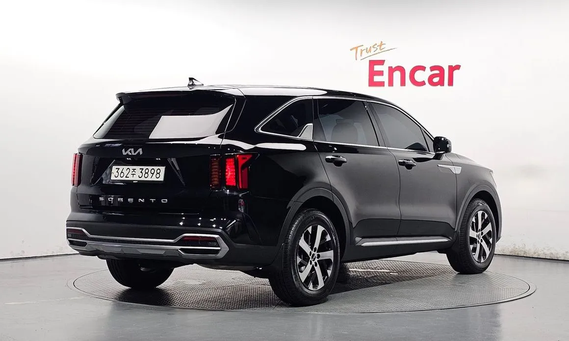 Kia Sorento — фото 9