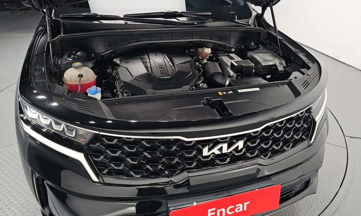 Kia Sorento — фото 8