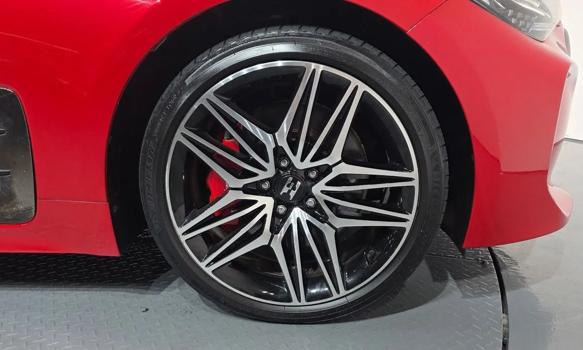 Kia Stinger — фото 10