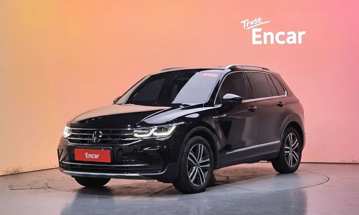 Volkswagen Tiguan — фото 1