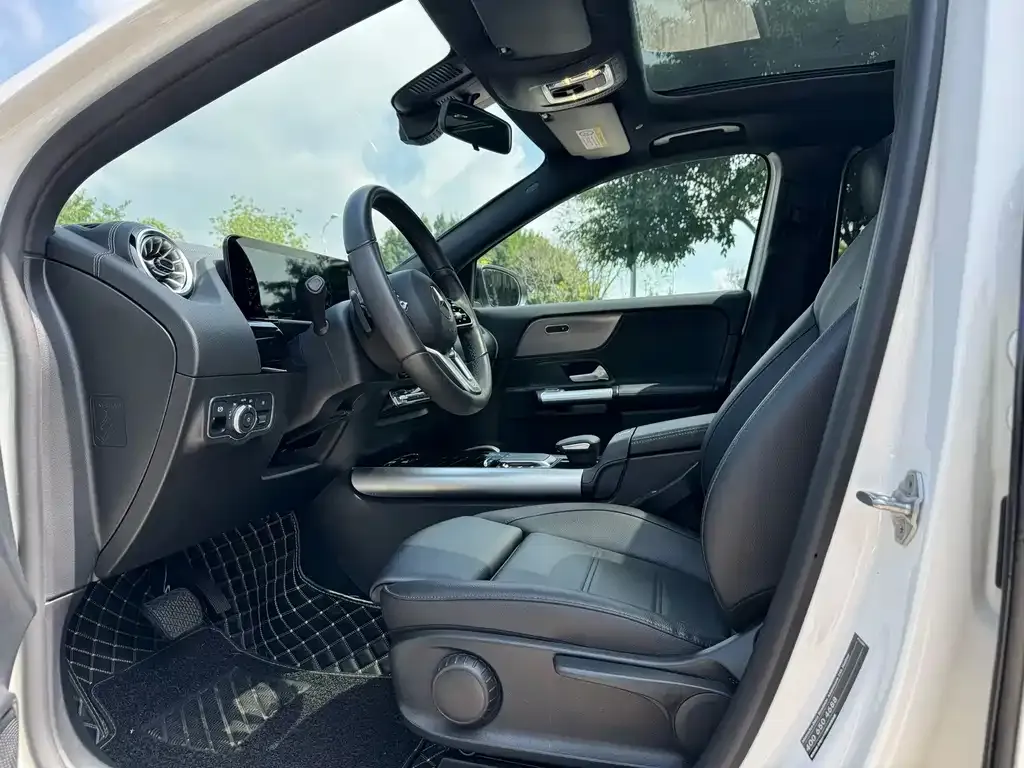 Mercedes-Benz GLA — фото 7