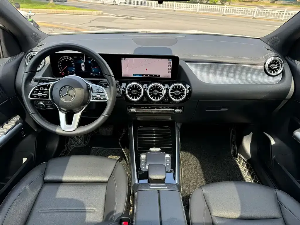 Mercedes-Benz GLA — фото 3