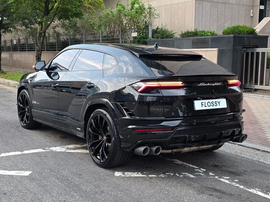 Lamborghini Urus — фото 2