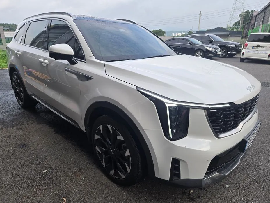 Kia Sorento — фото 1