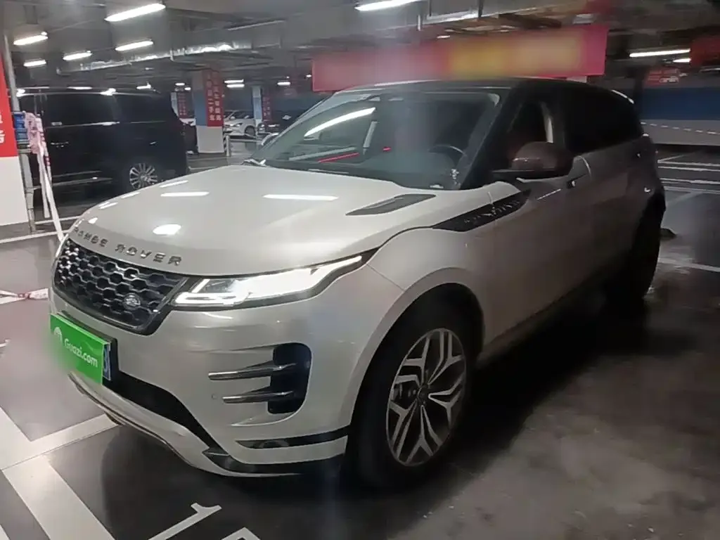 Land Rover Evoque — фото 1