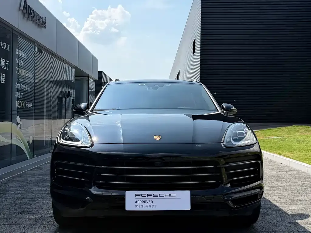 Porsche Cayenne — фото 8