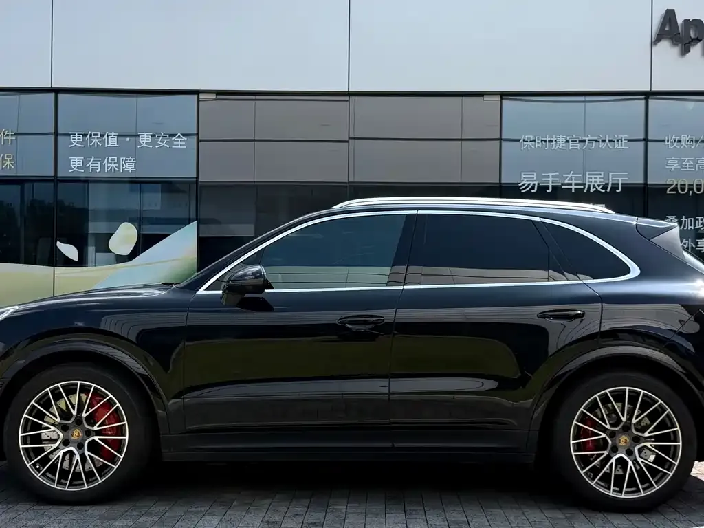 Porsche Cayenne — фото 3