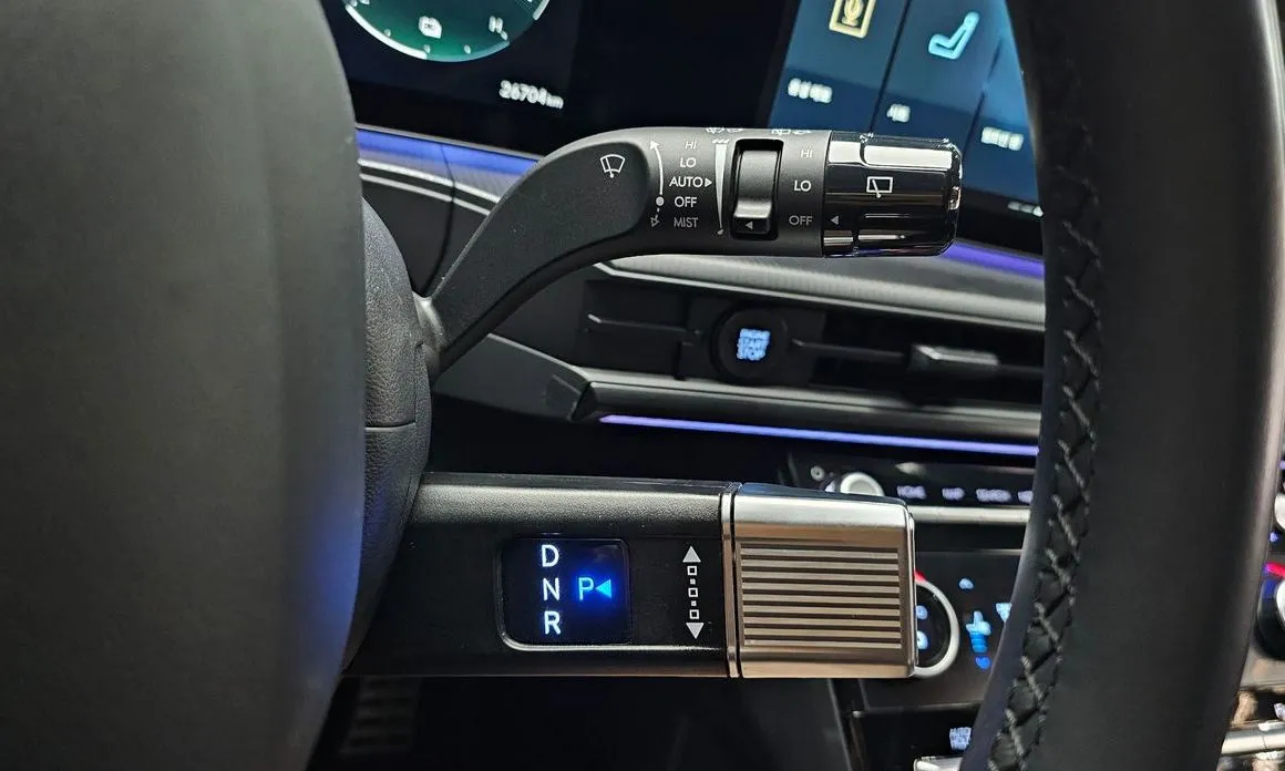 Hyundai Santafe — фото 2