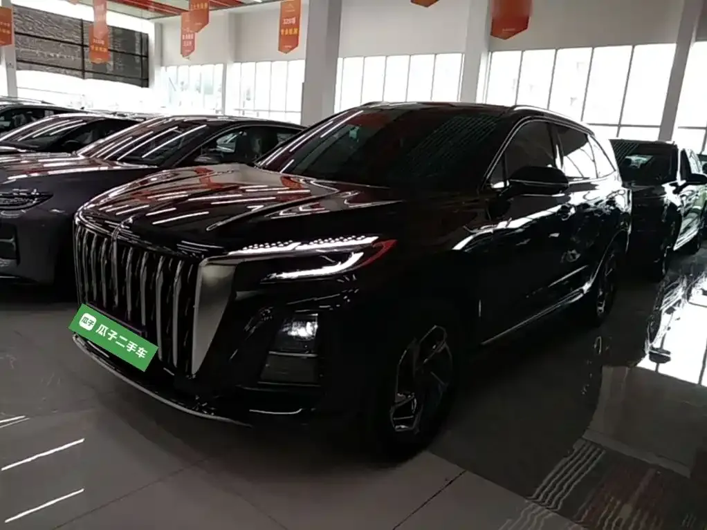 Hongqi HS3 — фото 3