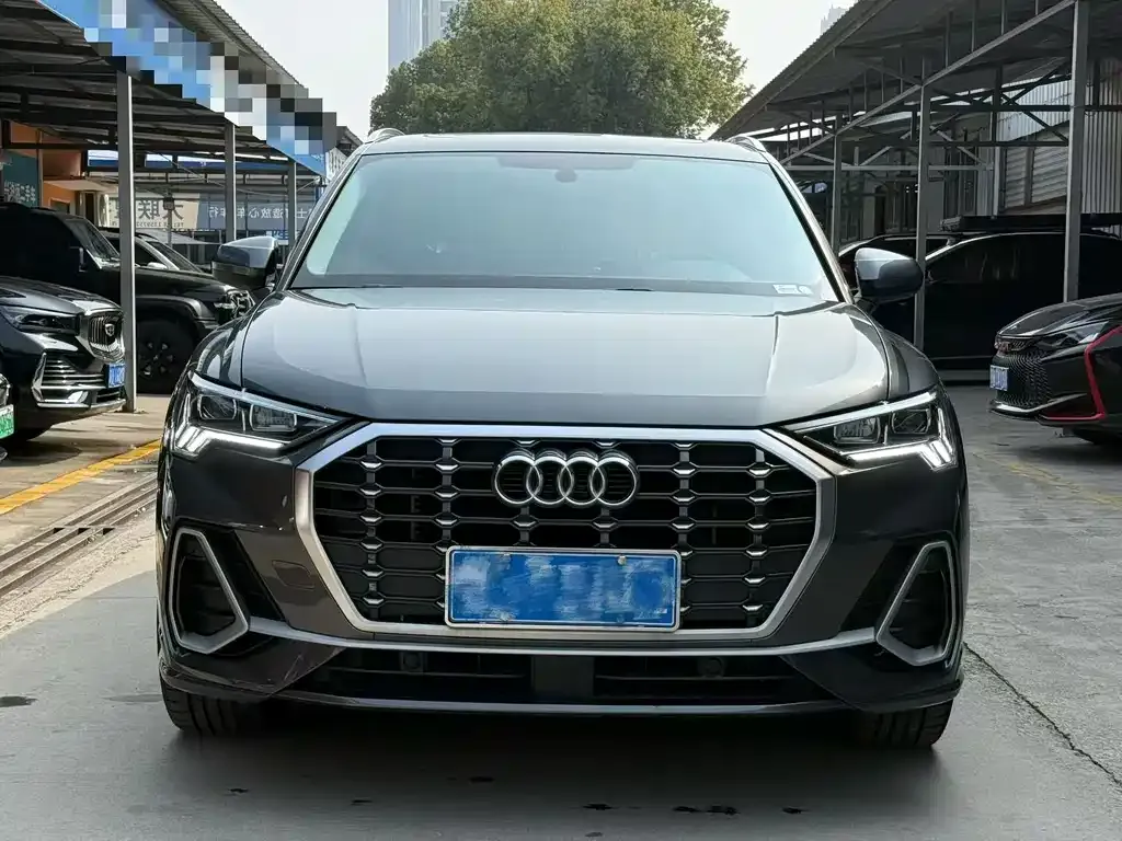 Audi Q3 — фото 6