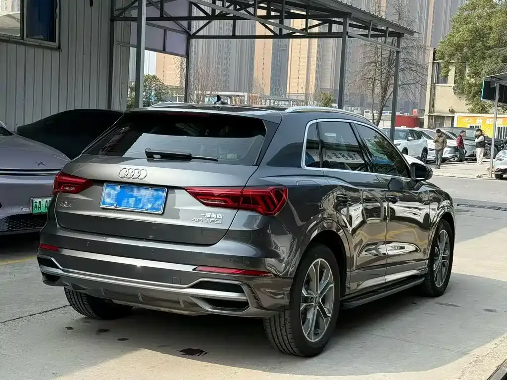 Audi Q3 — фото 5