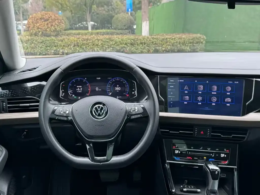 Volkswagen Passat — фото 3