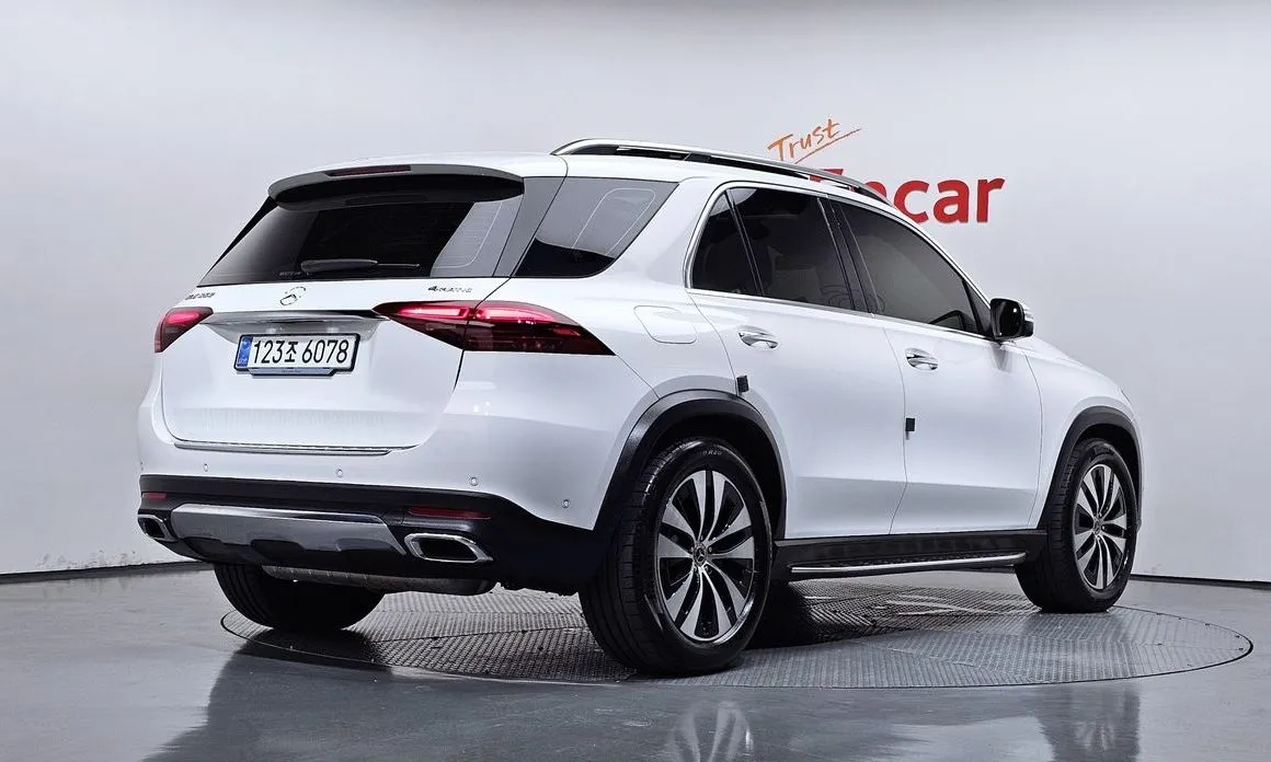 Mercedes-Benz GLE-Class — фото 4