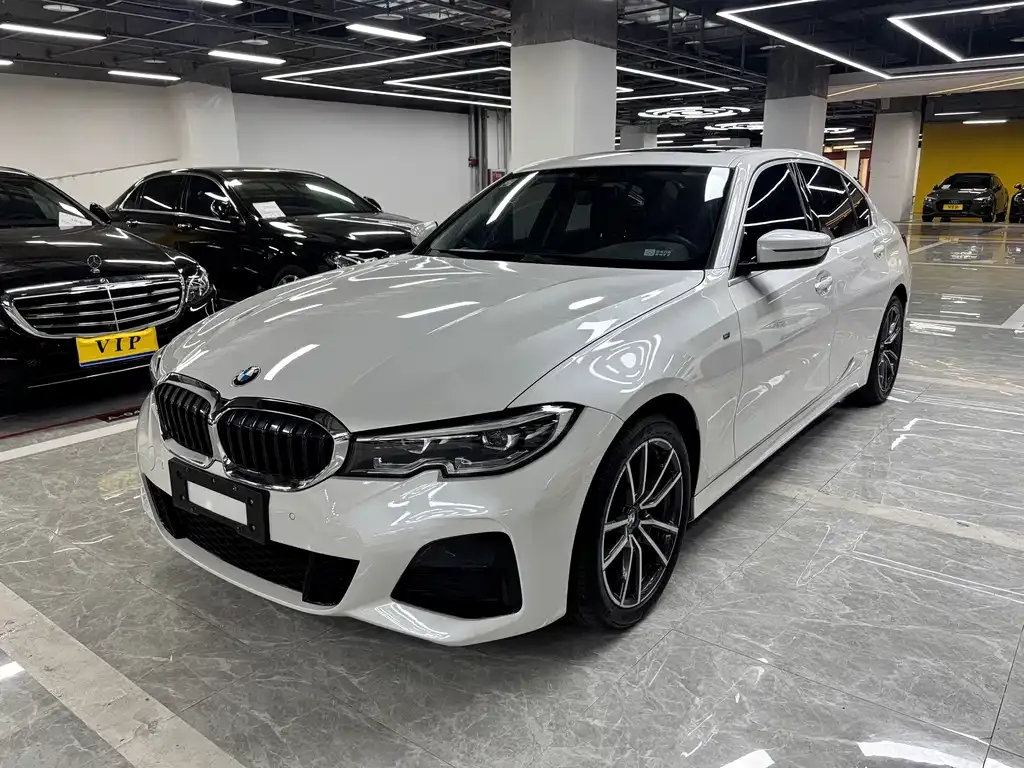 BMW 3 Series — фото 1