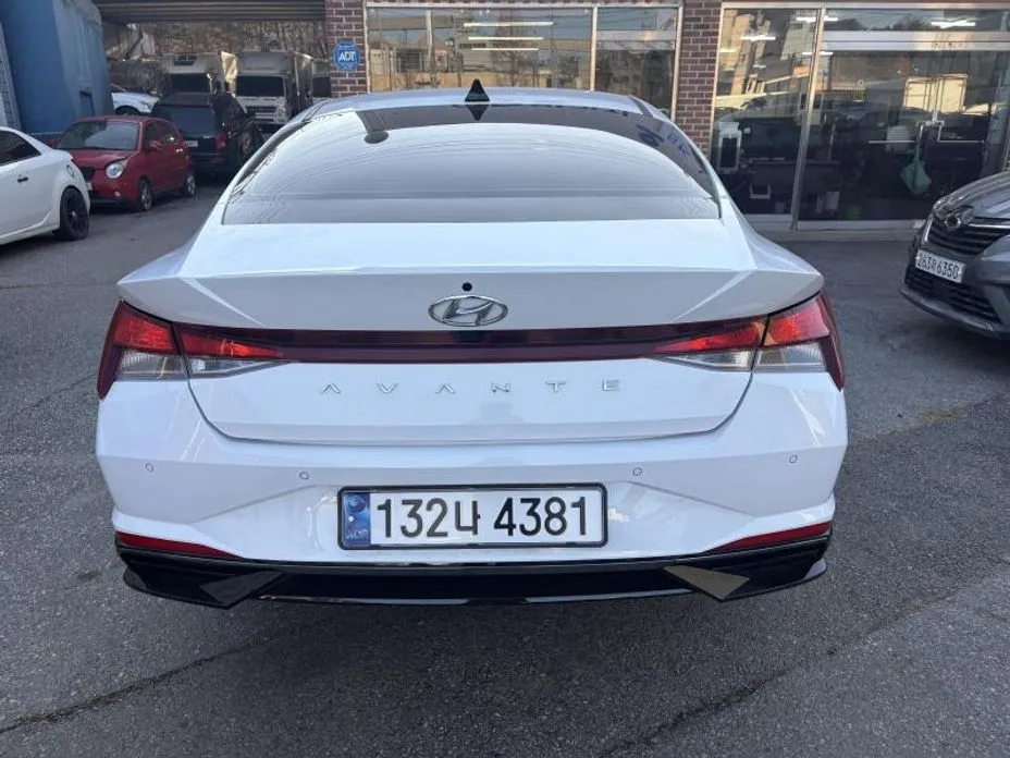 Hyundai AVANTE — фото 9
