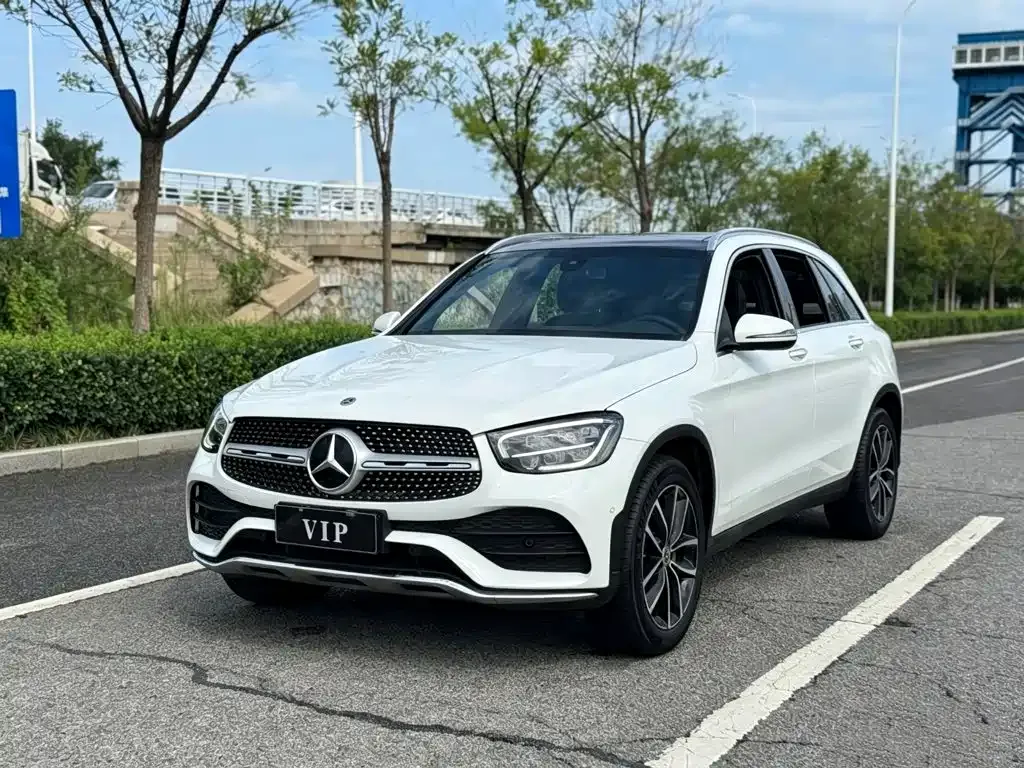 Mercedes-Benz GLC — фото 1