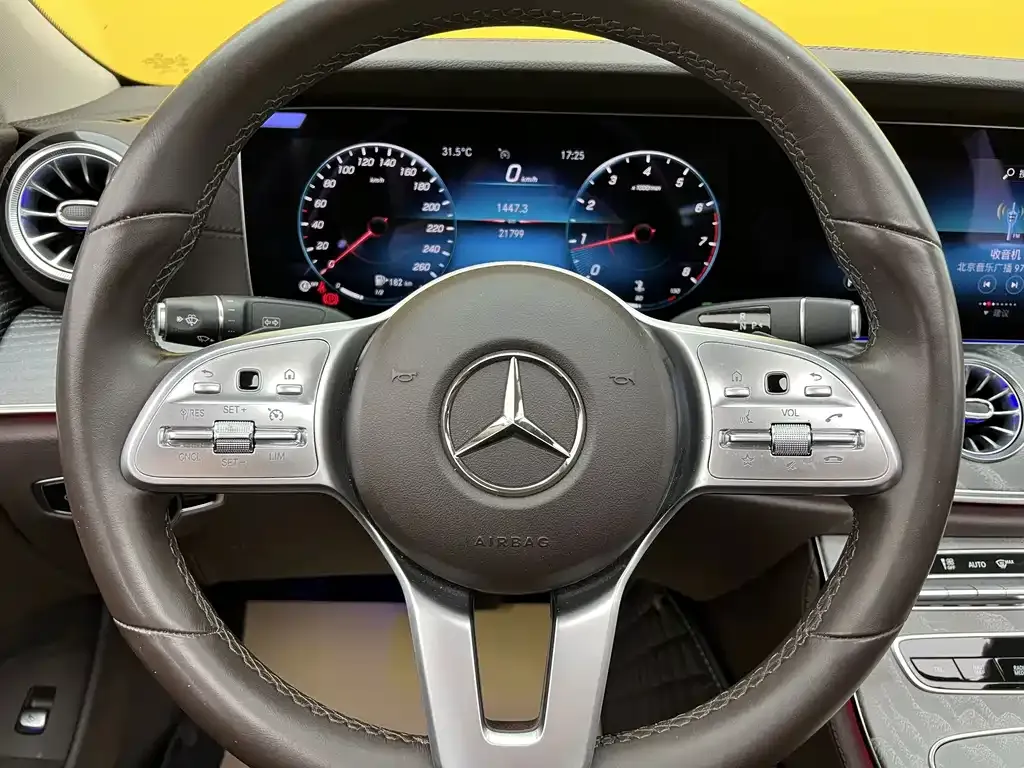 Mercedes-Benz CLS — фото 3